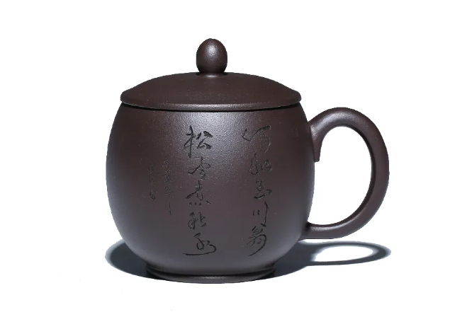 打標(biāo)機在陶瓷行業(yè)中的應(yīng)用有哪些呢？  第1張